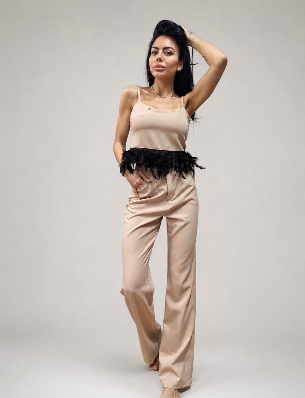 Nude Feather Elegance Set