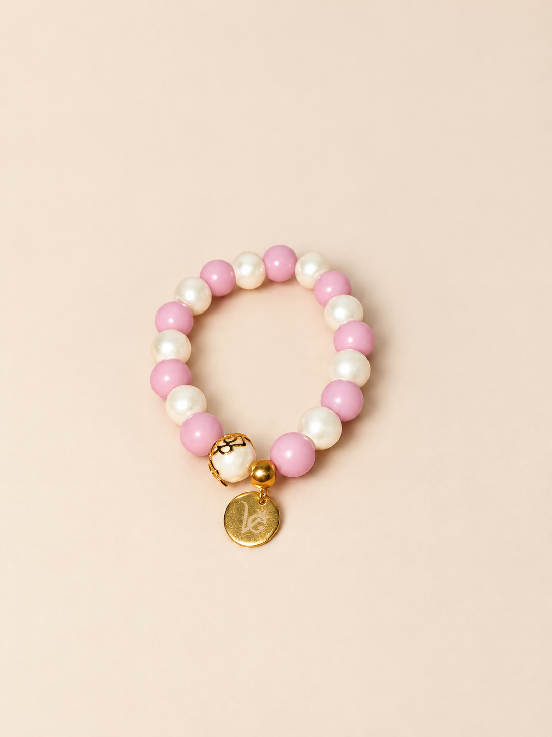Pink Pearl – Ръчно изработена гривна 💗